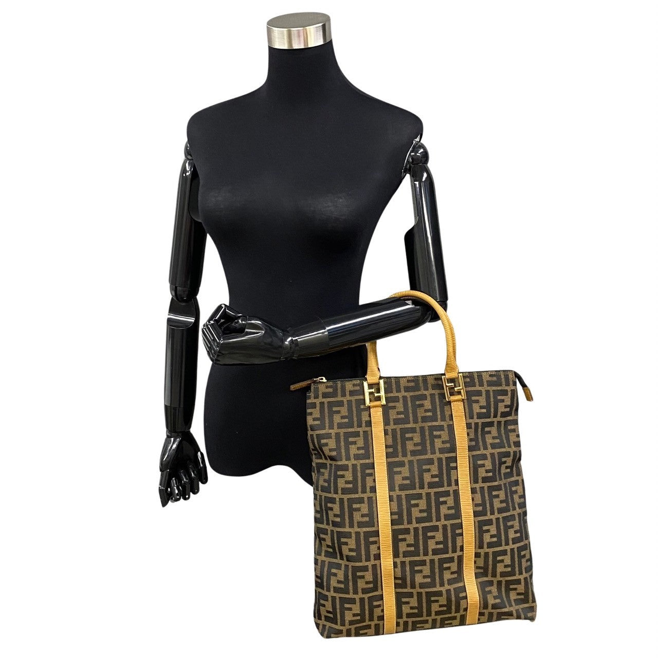 FENDI ??? ?