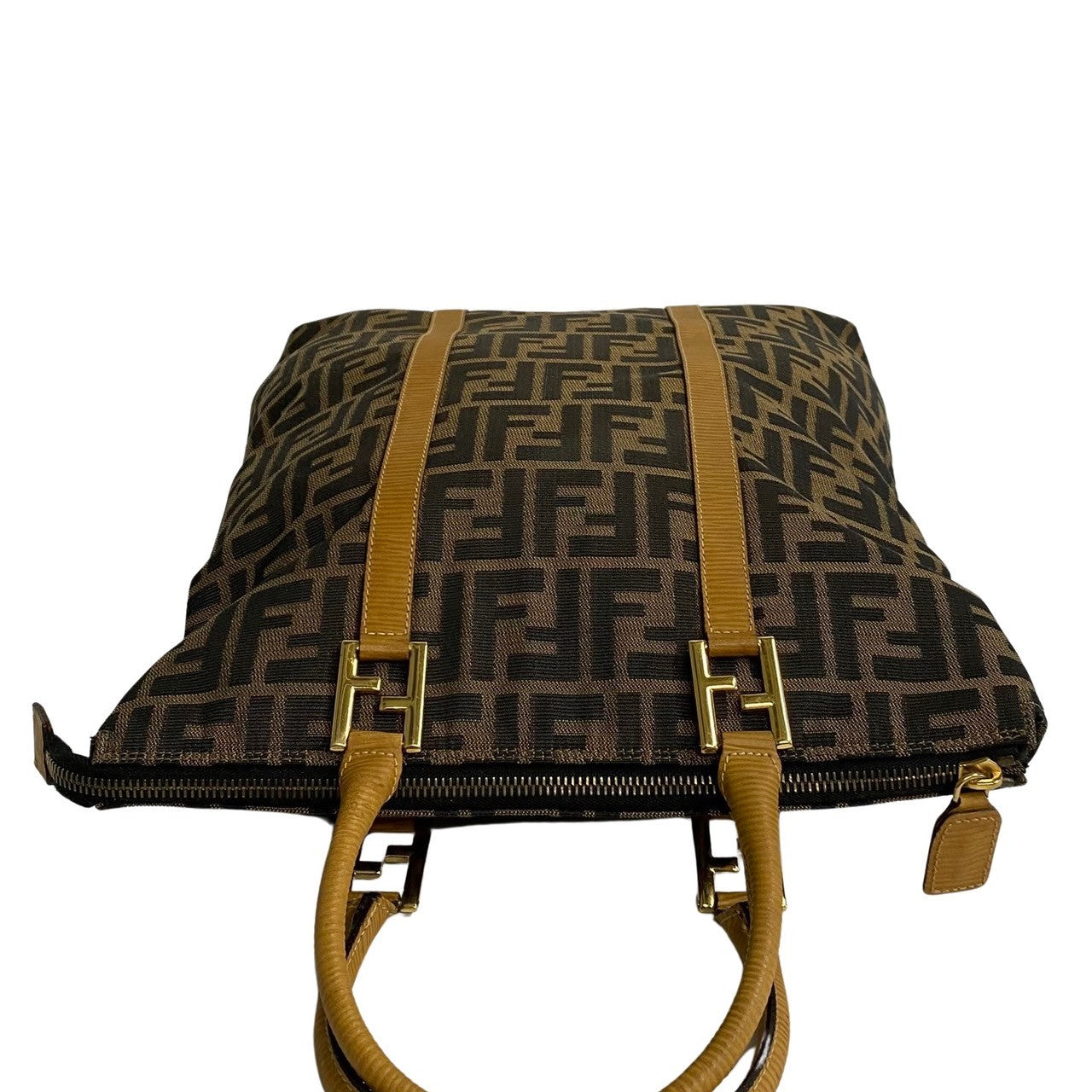 FENDI ??? ?