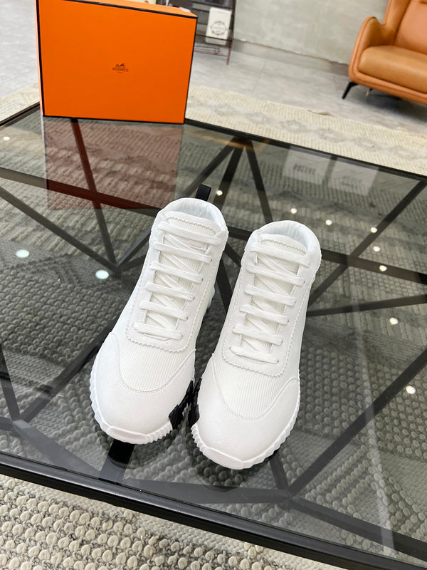 VV - HMS Shoes - 035