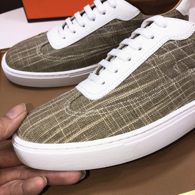 VV - HMS Shoes - 108