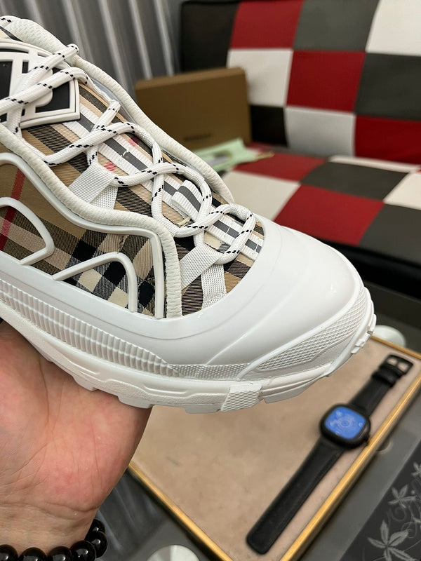VV - BOR Shoes - 011