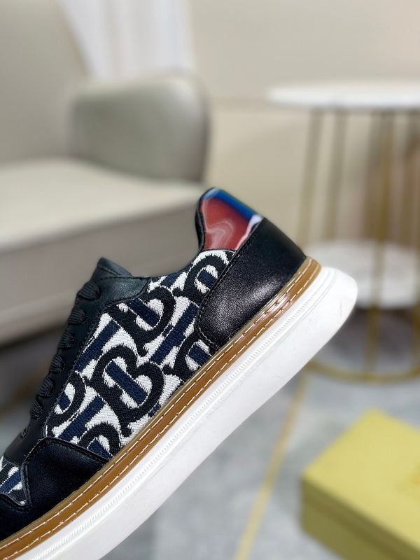 VV - BOR Shoes - 237