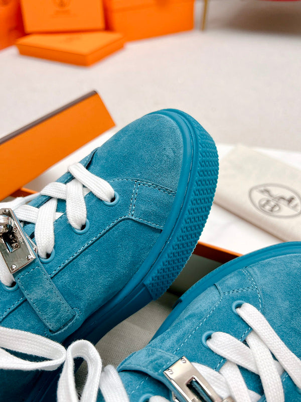 VV - HMS Shoes - 135