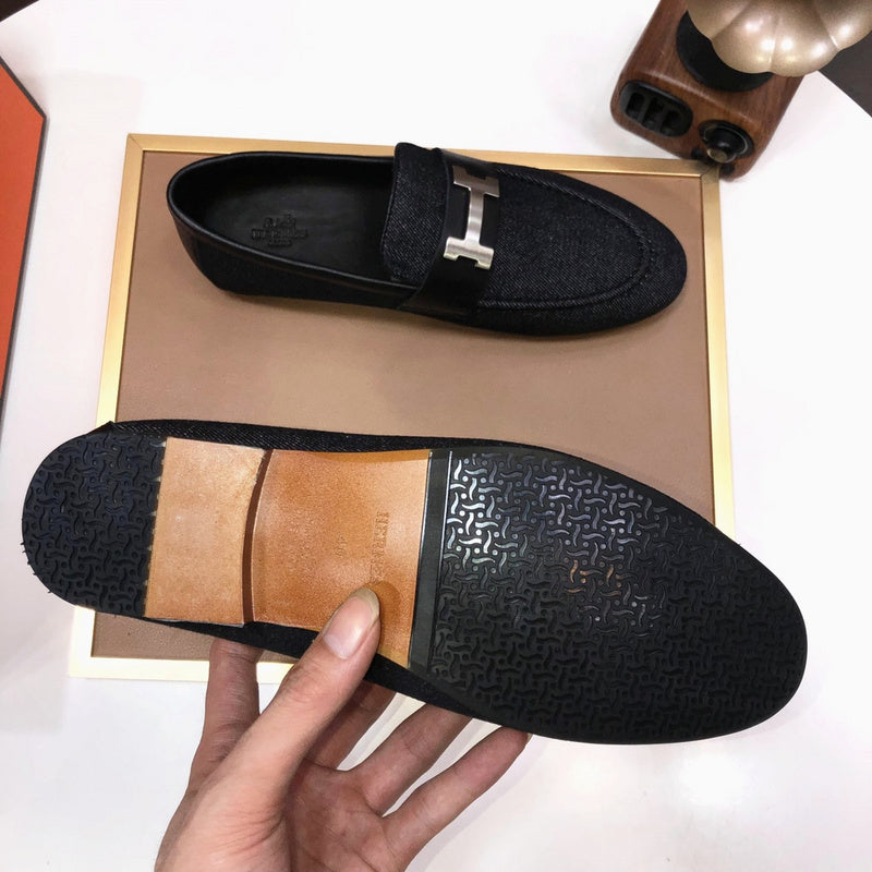 VV - HMS Shoes - 051