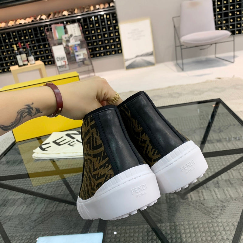 VV - MAME Shoes - 237