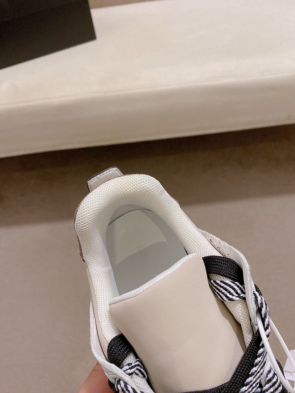 VV - DQ2 Shoes - 064