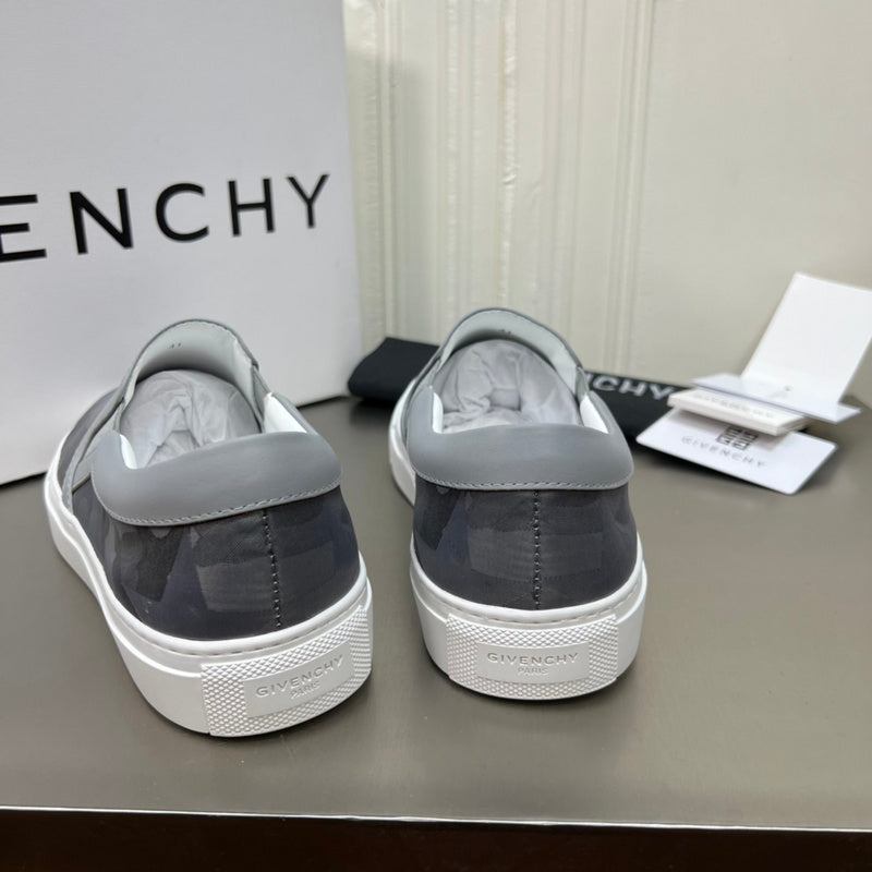 VV - VAR Shoes - 410