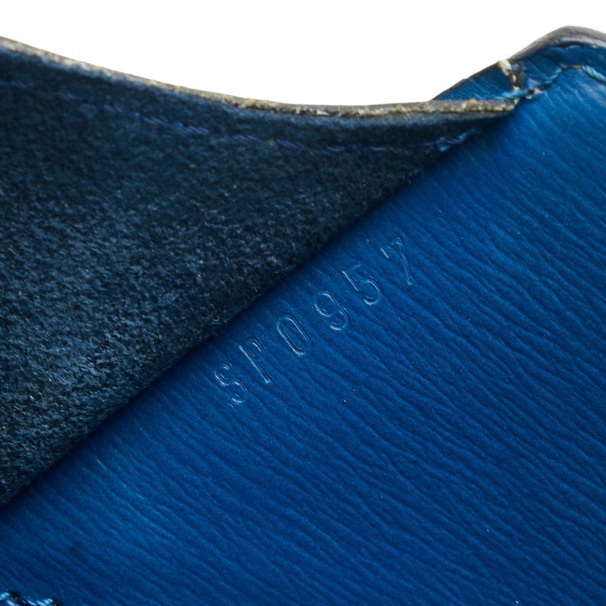 Louis Vuitton Cluny Leather Shoulder Bag ()