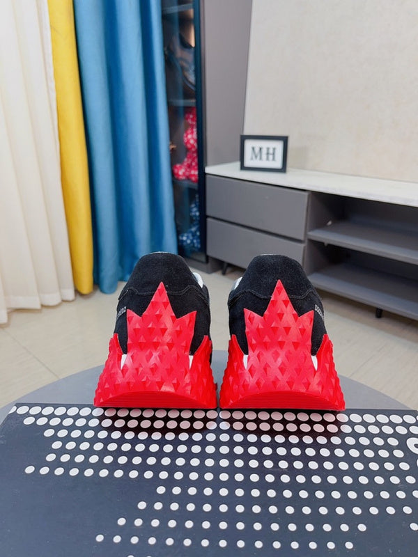 VV - DQ2 Shoes - 052