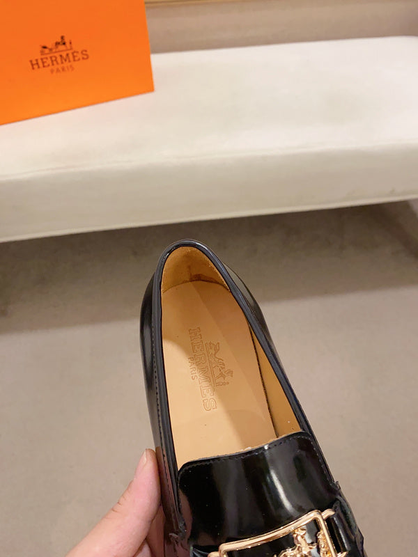 VV - HMS Shoes - 230