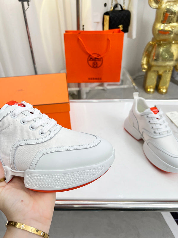 VV - HMS Shoes - 196