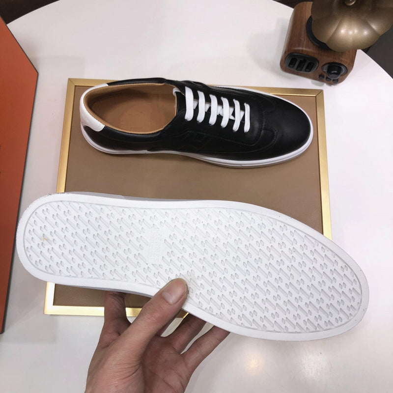 VV - HMS Shoes - 103