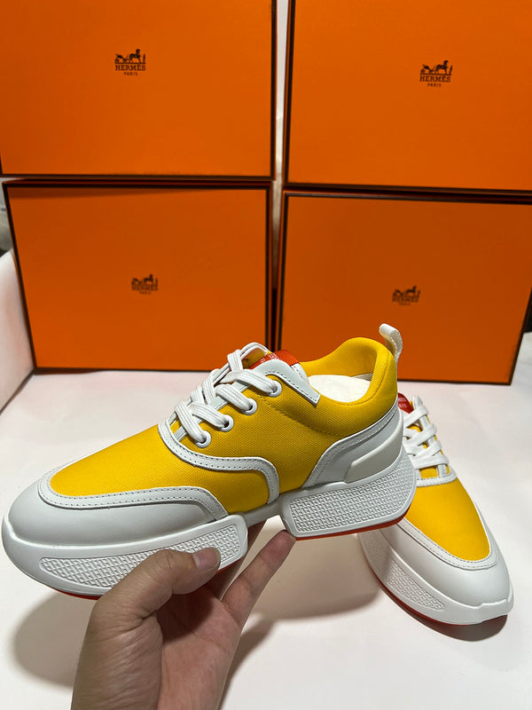 VV - HMS Shoes - 192