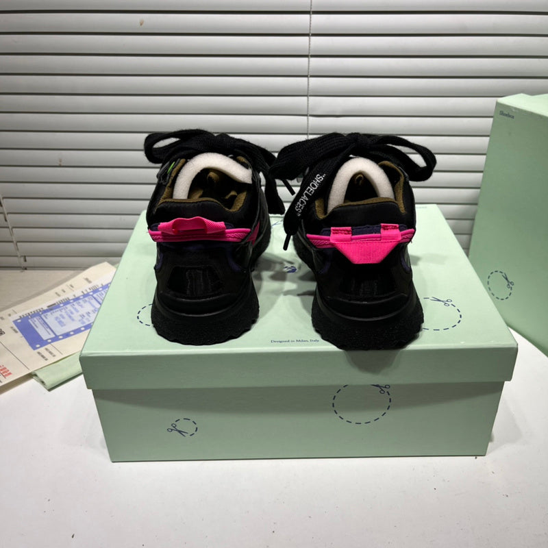 VV - YZ Shoes - 145
