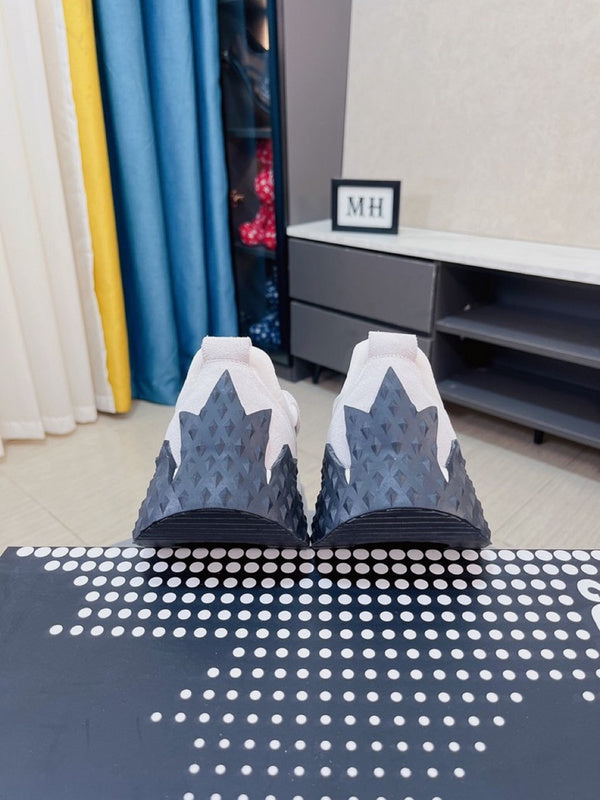VV - DQ2 Shoes - 046
