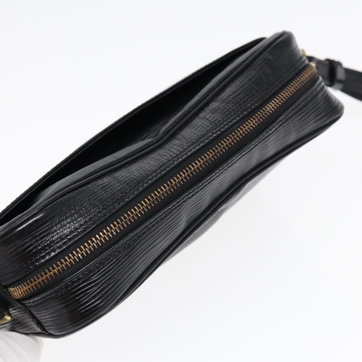 Louis Vuitton Trocadéro Leather Shoulder Bag ()