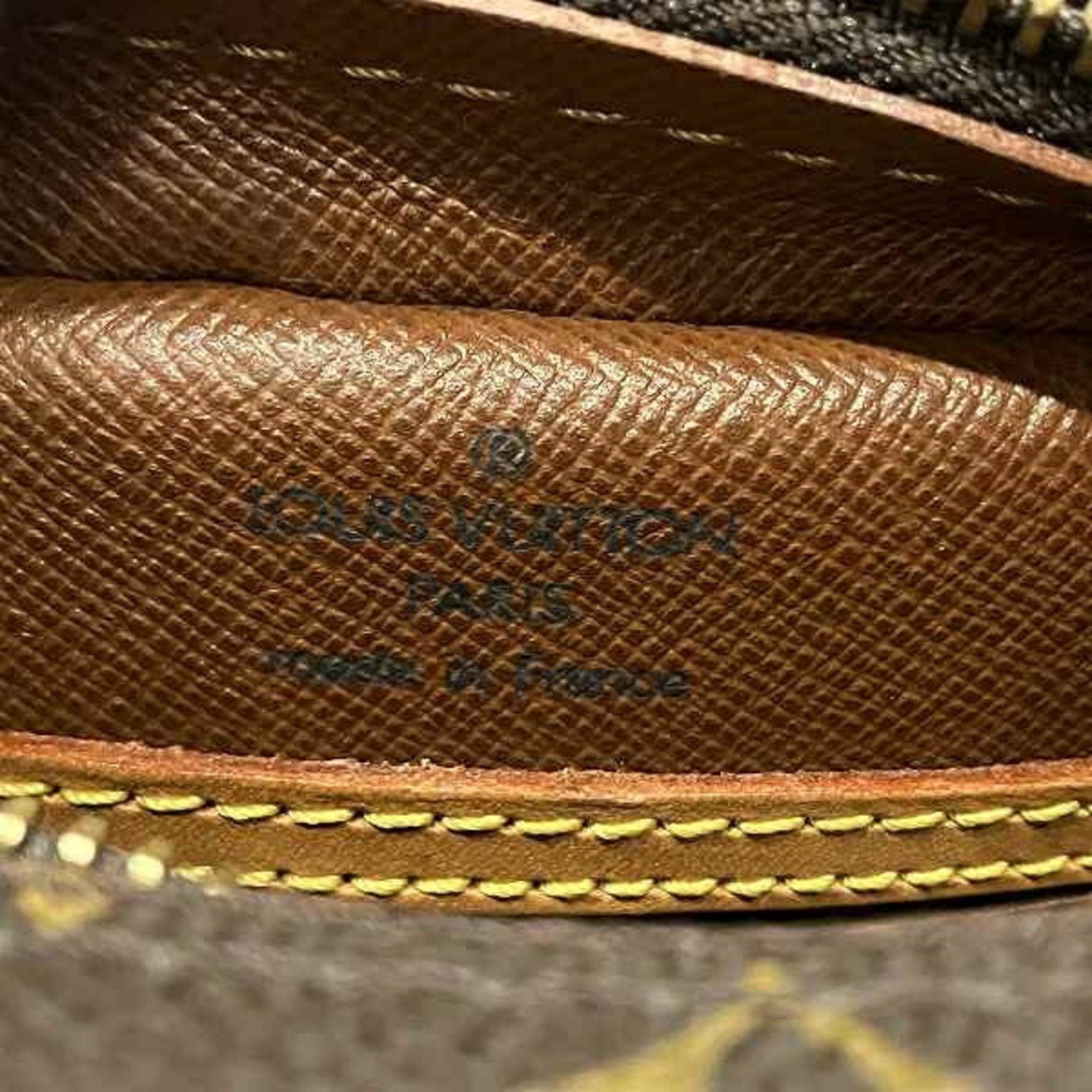 Louis Vuitton Blois Canvas Shoulder Bag ()