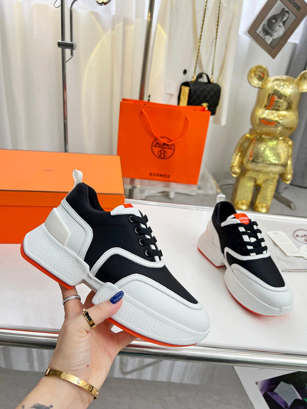 VV - HMS Shoes - 189