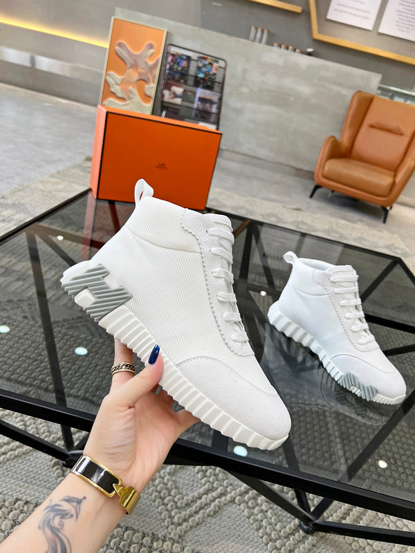 VV - HMS Shoes - 023