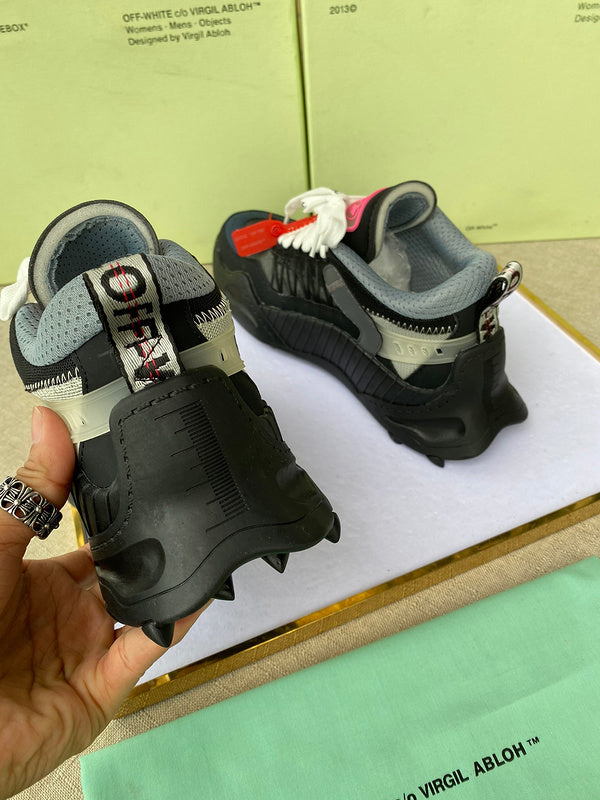 VV - YZ Shoes - 034