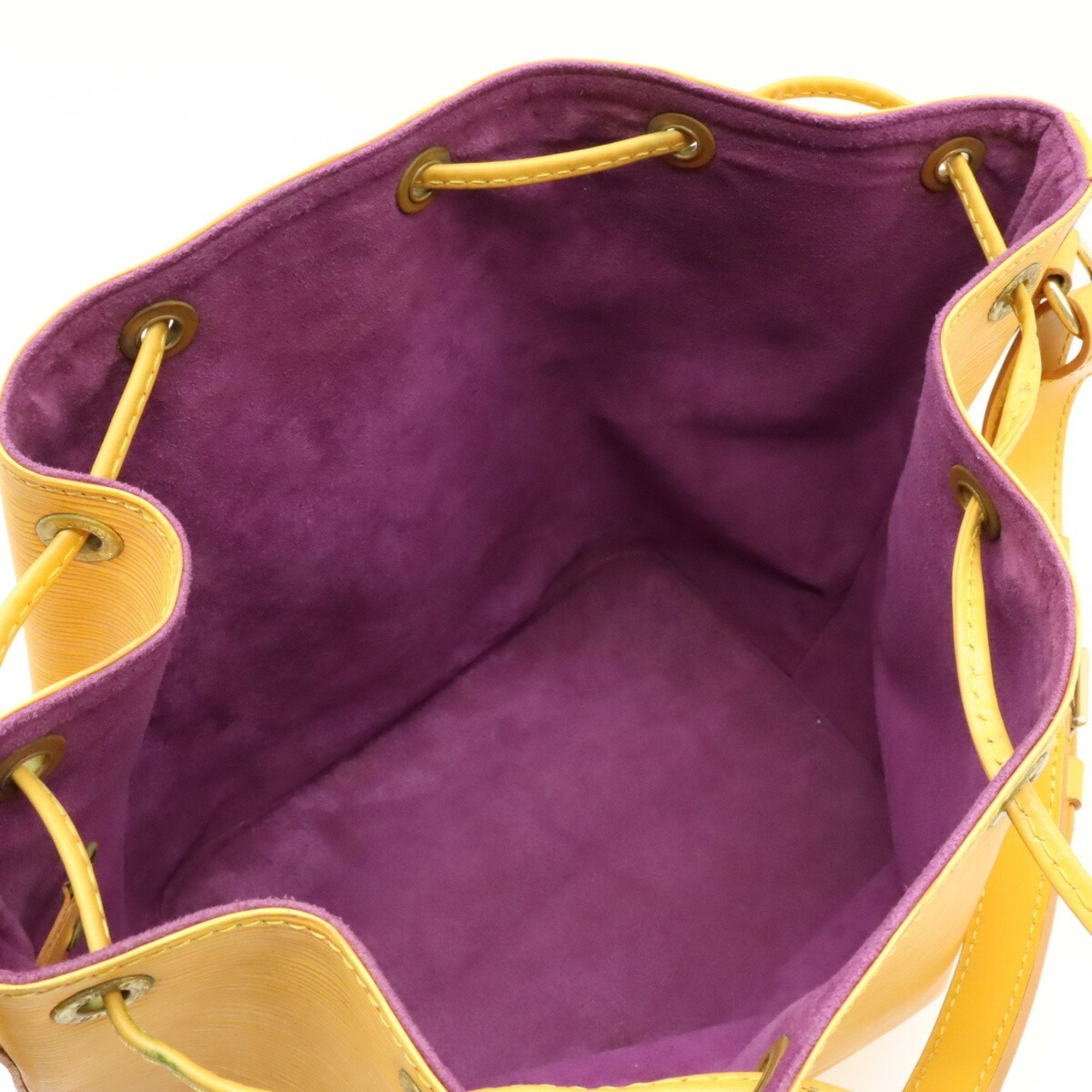 Louis Vuitton Petit Noé Leather Shoulder Bag ()
