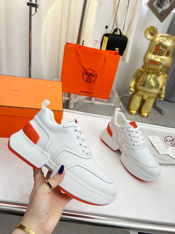 VV - HMS Shoes - 198