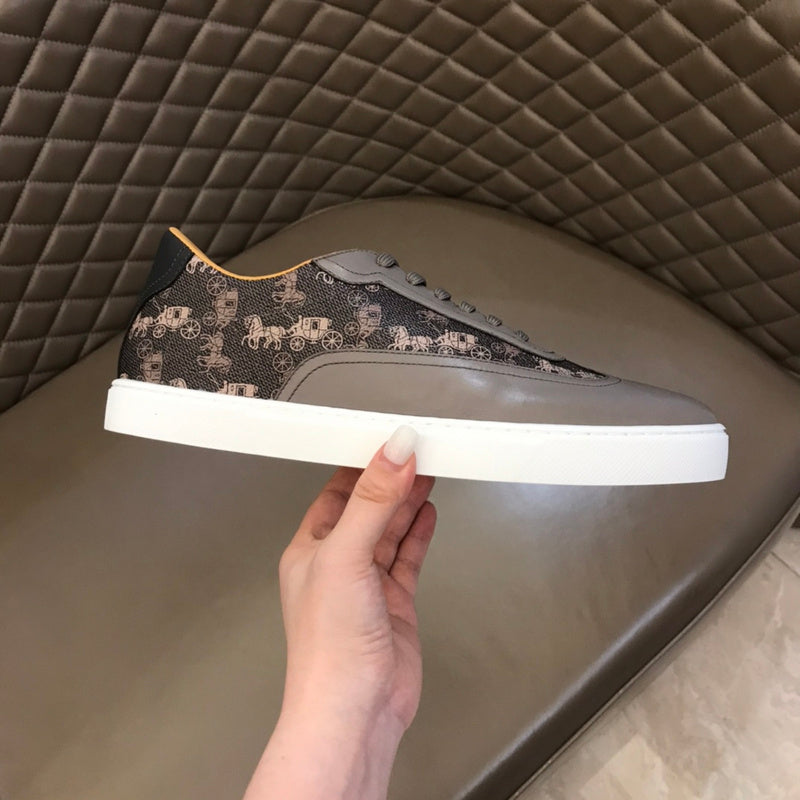 VV - HMS Shoes - 007