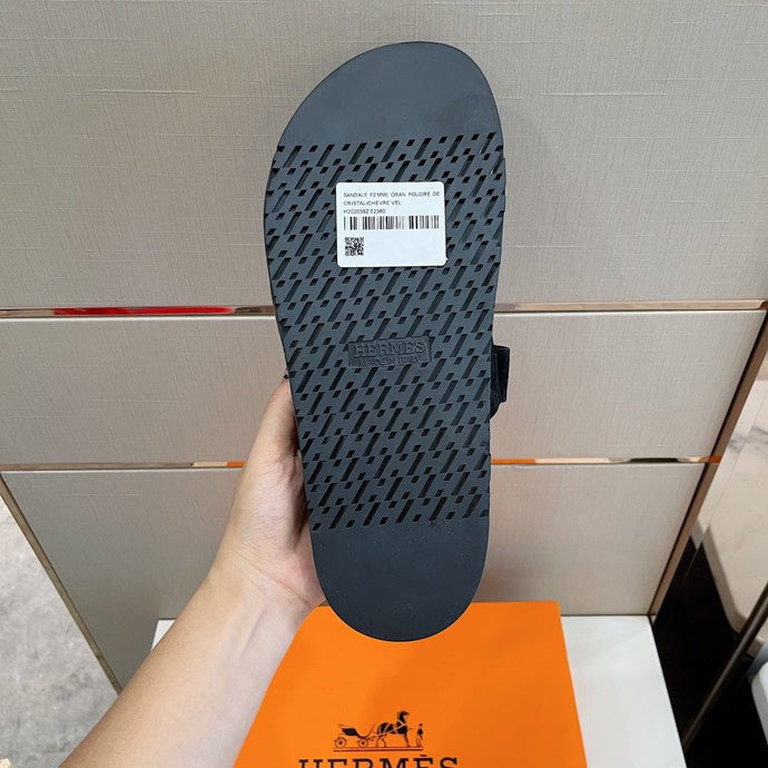 VV - HMS Shoes - 222