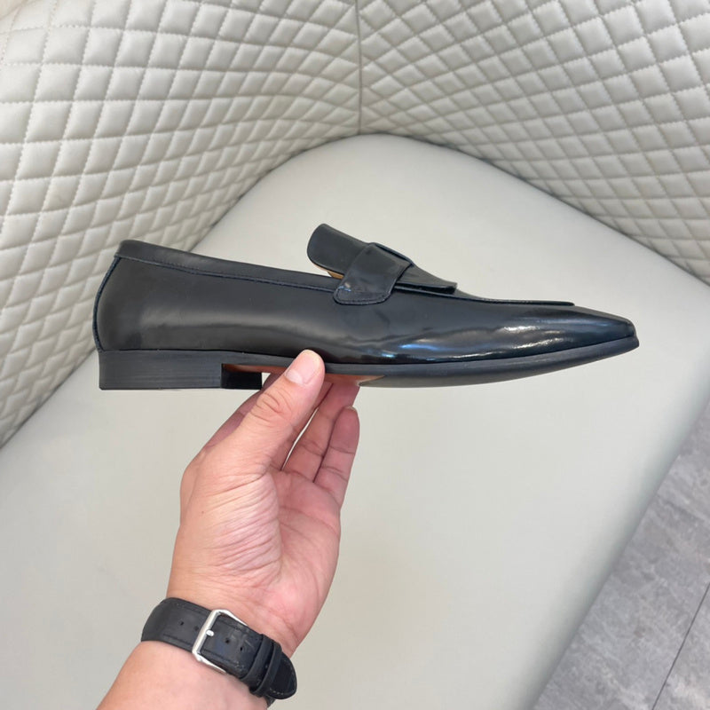 VV - HMS Shoes - 162