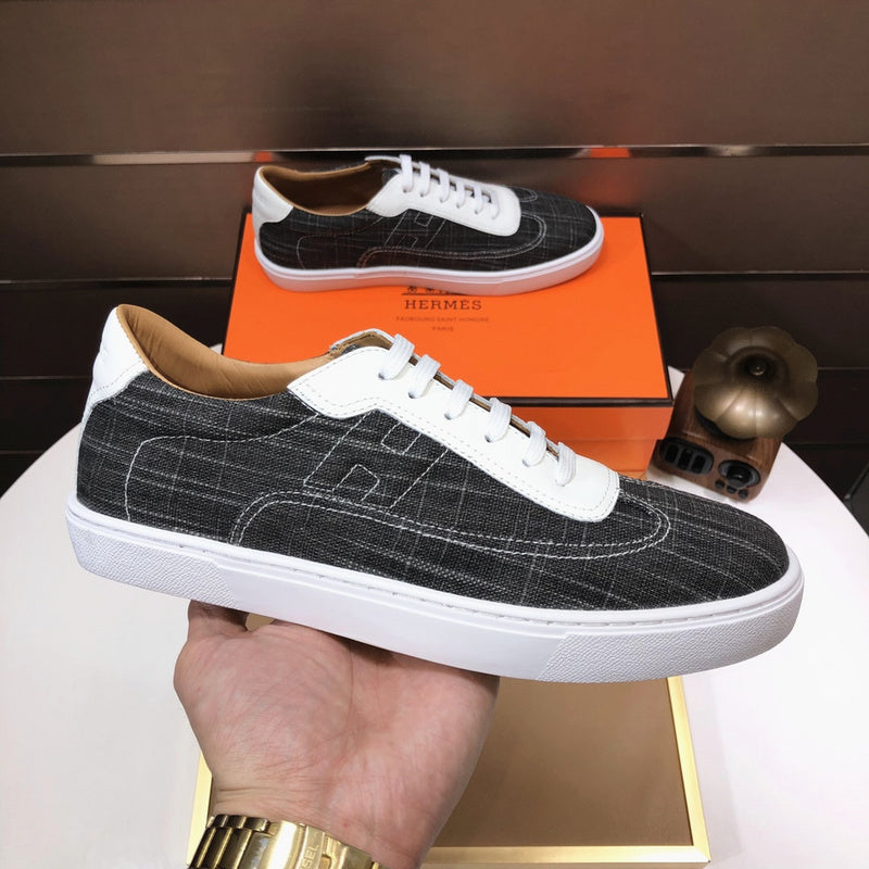 VV - HMS Shoes - 105
