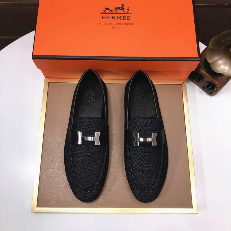 VV - HMS Shoes - 051