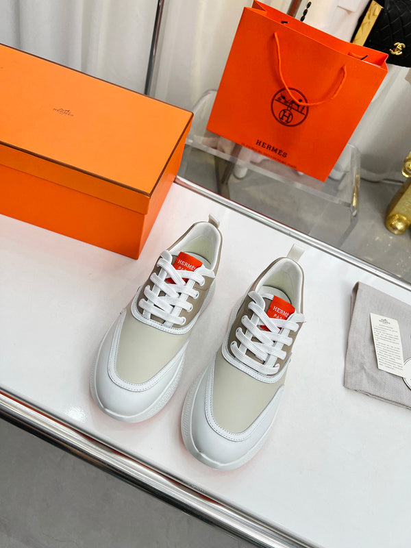 VV - HMS Shoes - 200