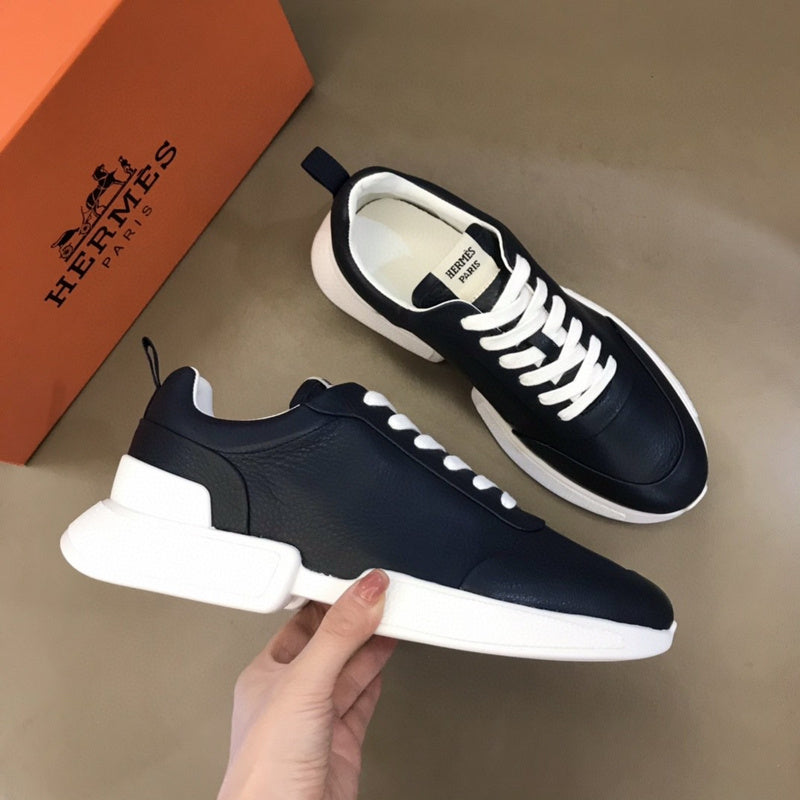 VV - HMS Shoes - 002