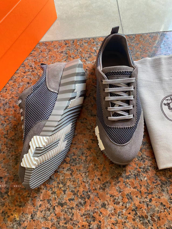 VV - HMS Shoes - 057