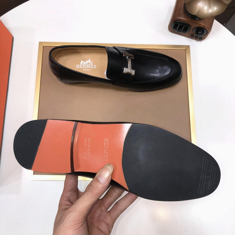 VV - HMS Shoes - 084
