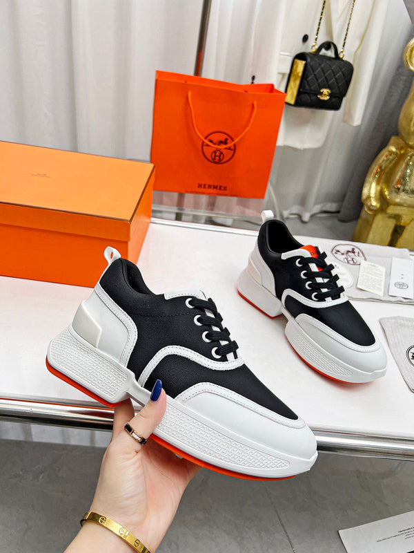 VV - HMS Shoes - 193