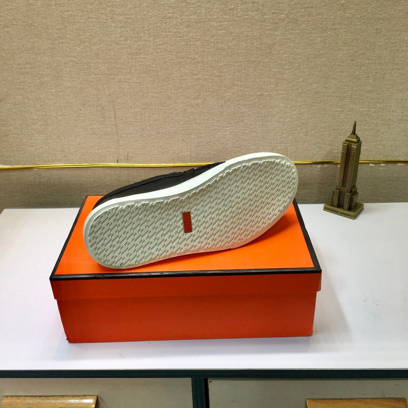 VV - HMS Shoes - 039