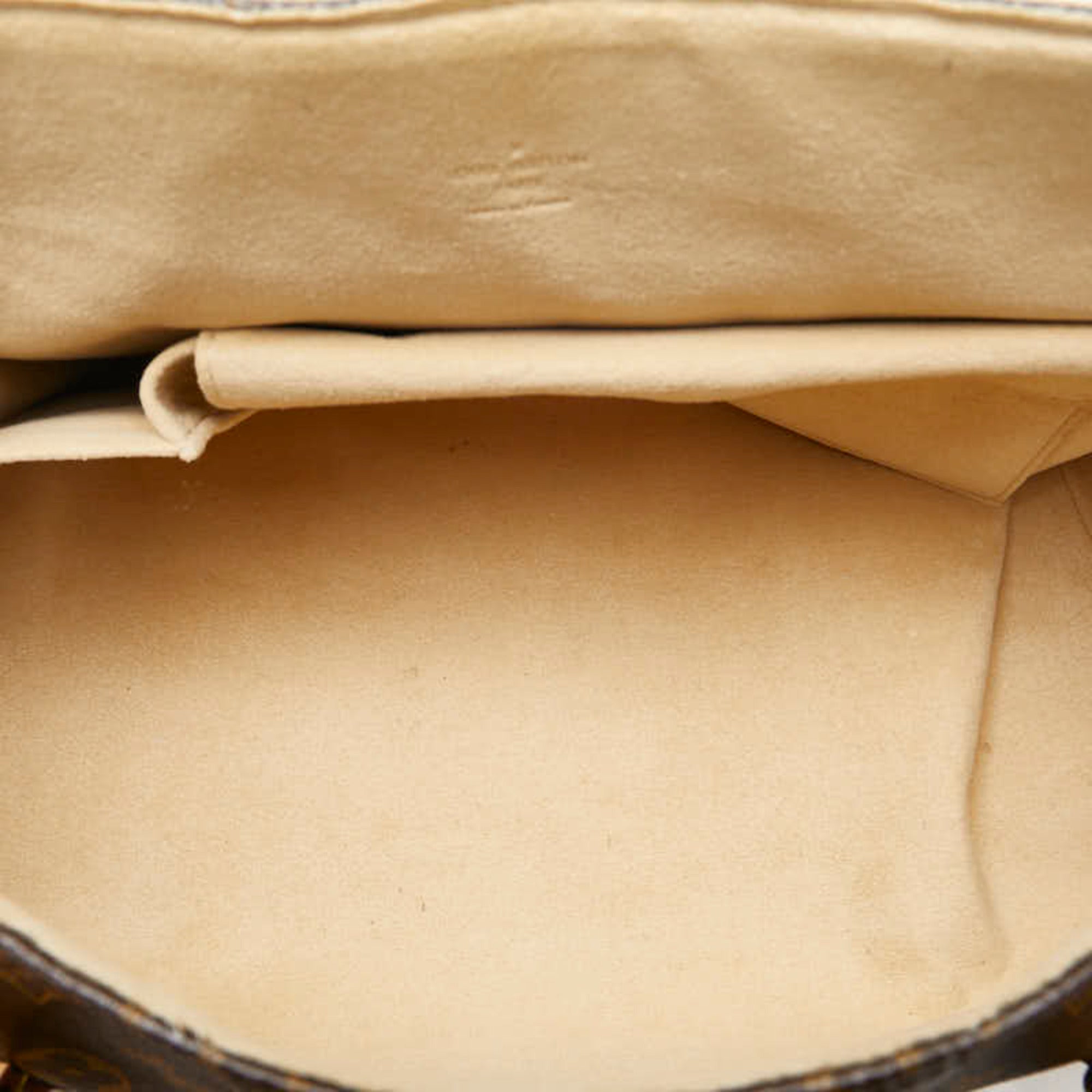 Louis Vuitton Beverly Canvas Shoulder Bag ()