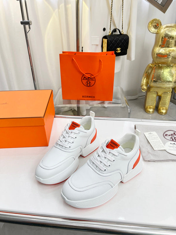 VV - HMS Shoes - 198