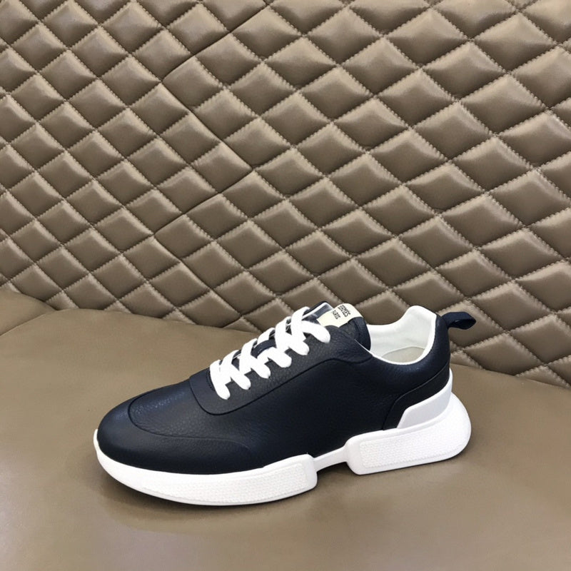 VV - HMS Shoes - 002