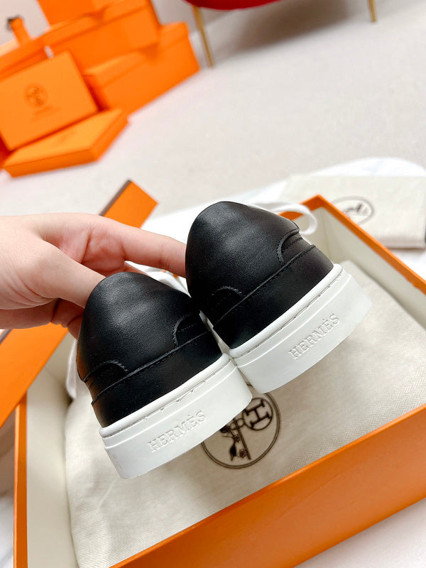 VV - HMS Shoes - 133