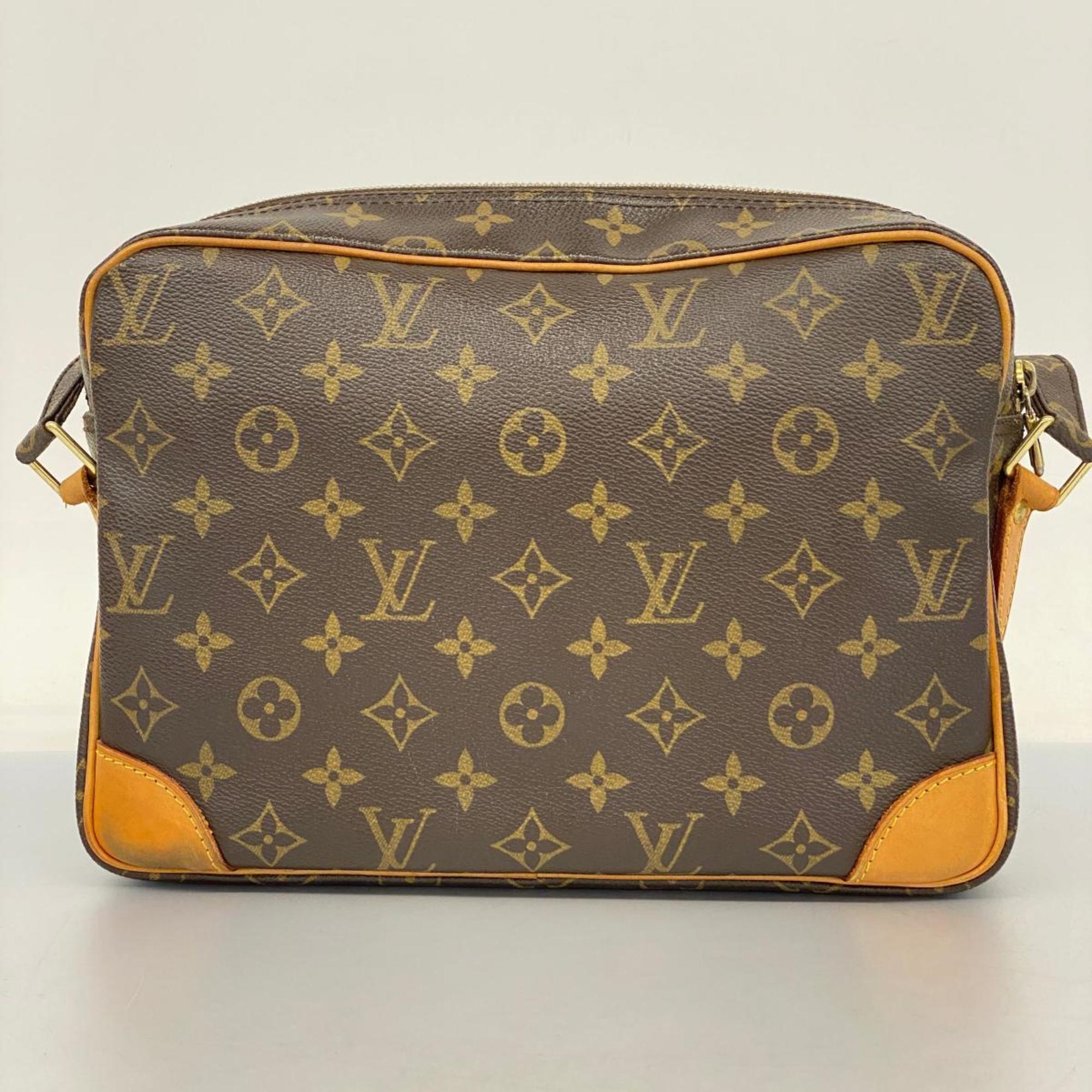 Louis Vuitton Nile Canvas Shoulder Bag ()