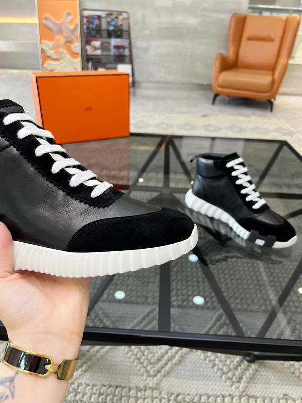 VV - HMS Shoes - 026