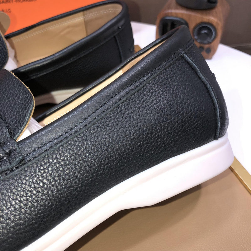 VV - HMS Shoes - 208