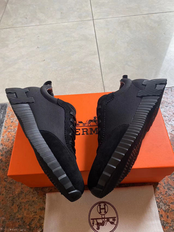 VV - HMS Shoes - 267