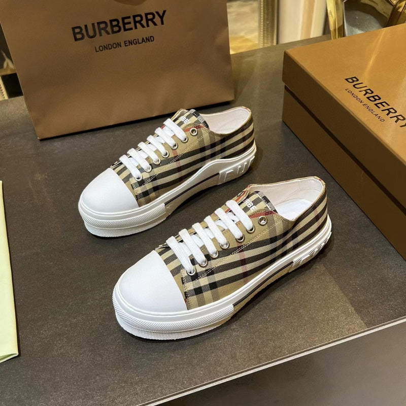 VV - BOR Shoes - 004
