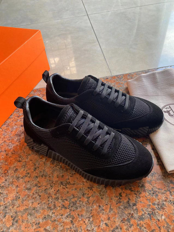 VV - HMS Shoes - 055