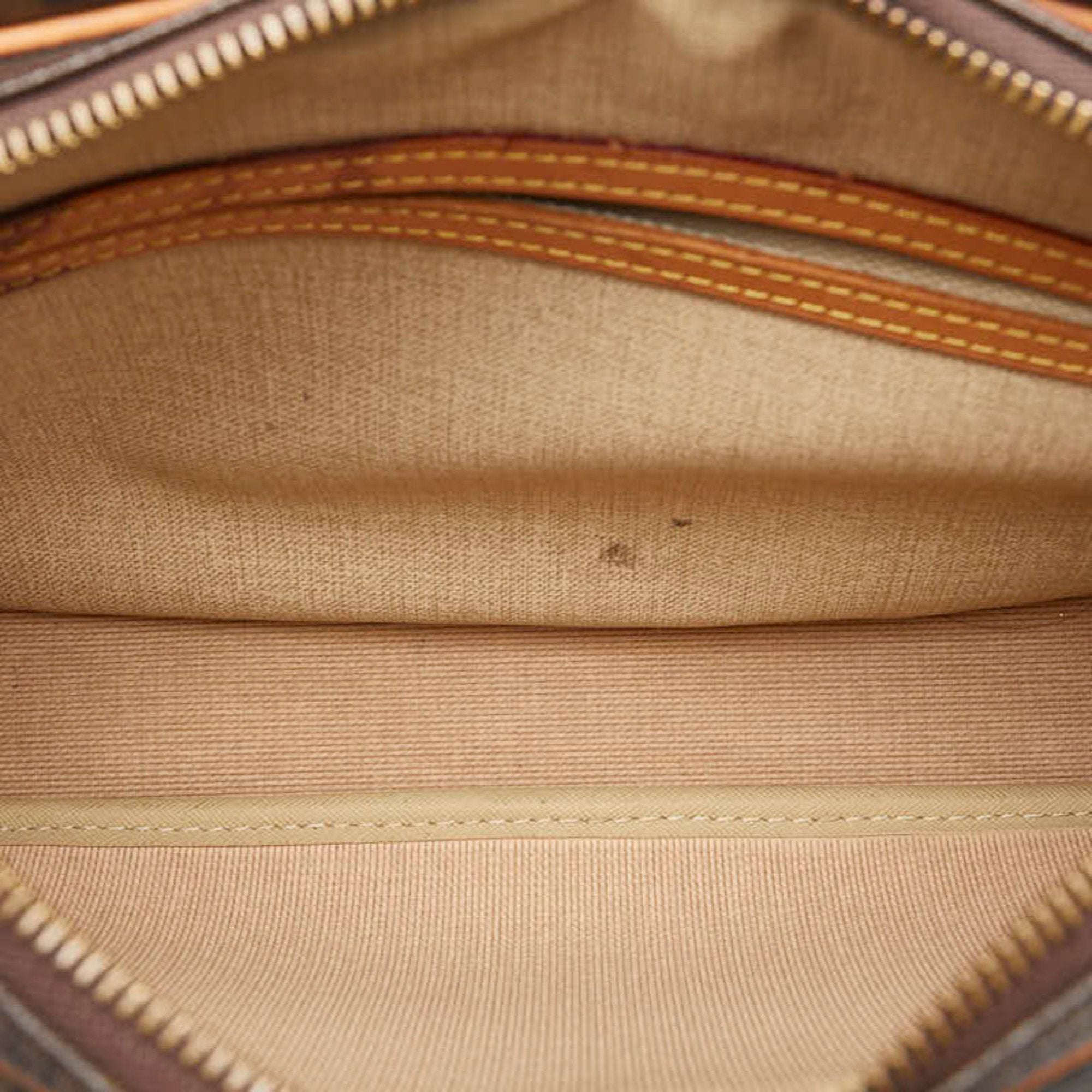 Louis Vuitton Reporter Pm Canvas Shoulder Bag ()