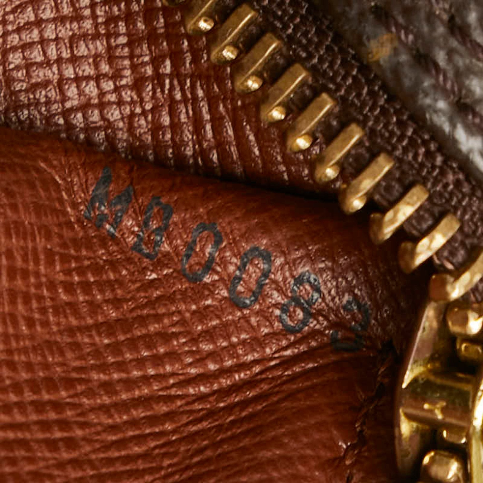 Louis Vuitton Papillon 30 Leather Shoulder Bag ()
