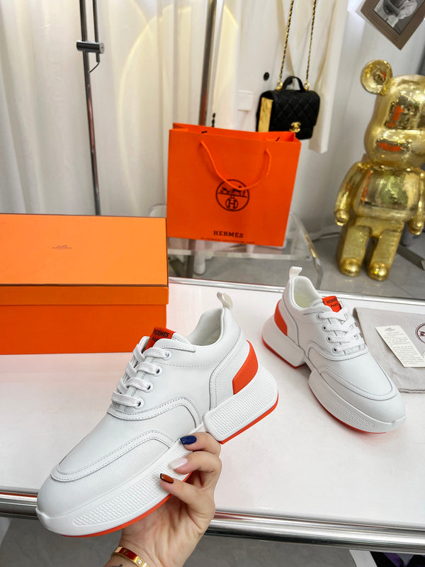 VV - HMS Shoes - 198
